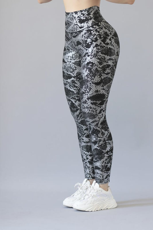 LEGGIN NEGRO PLATA PUSH UP