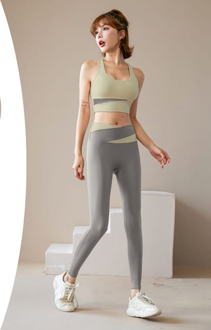 CONJUNTO COMBINADO (con almohadillas extraíbles)