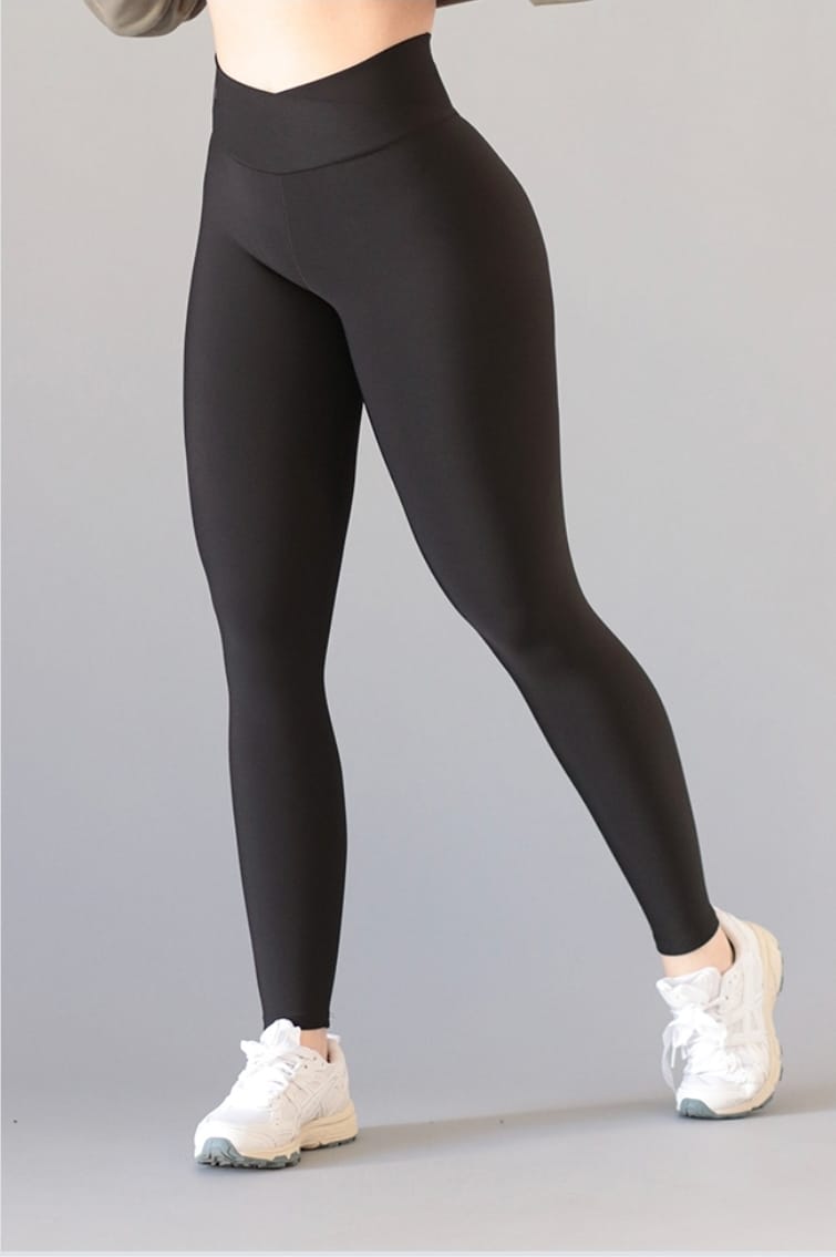 LEGGIN NEGRO LISO PUSH UP